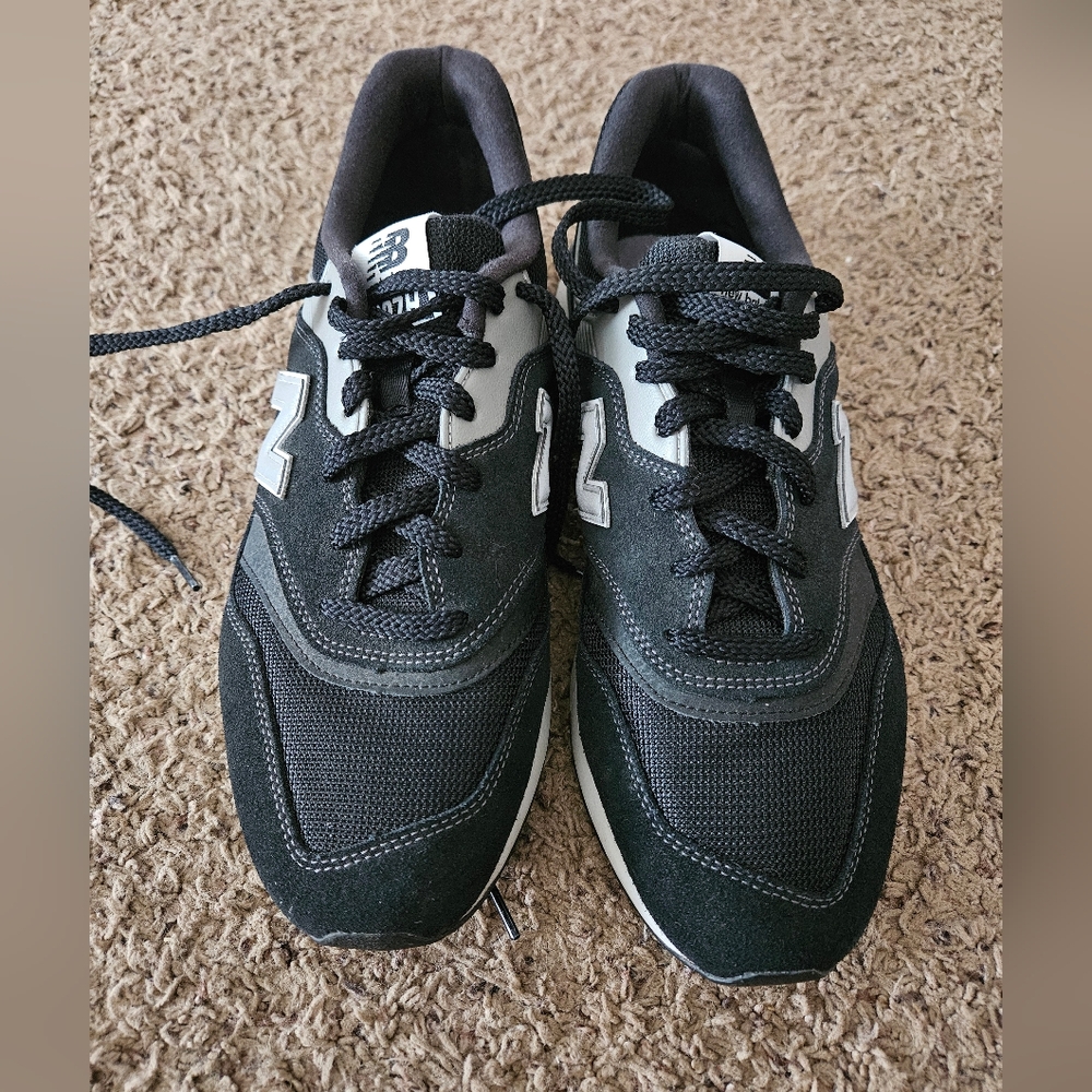 Mens New Balance shoes